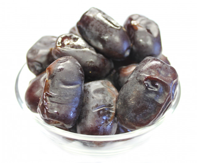 Natural Mazafati Dried Dates